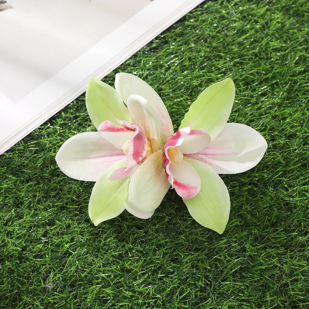 Accessoire cheveux à fleur