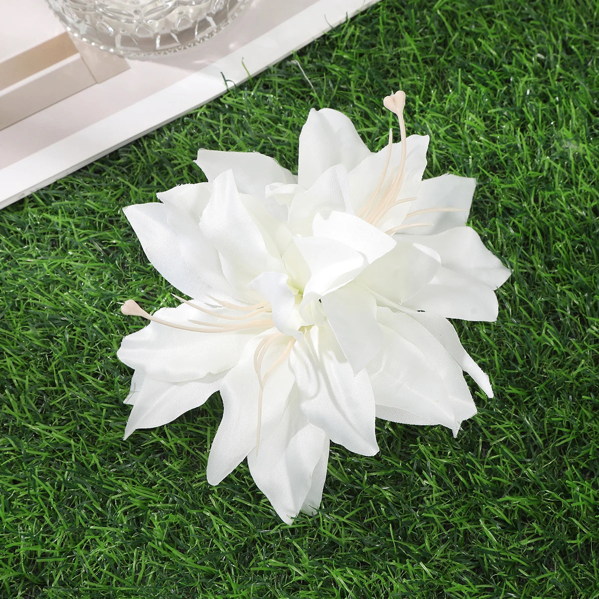 Accessoire cheveux à fleur