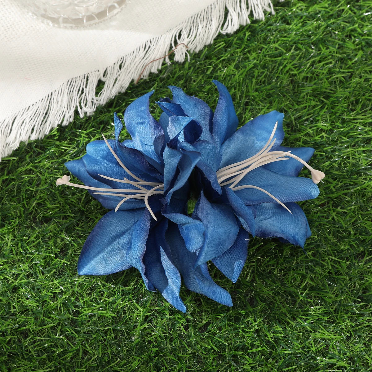 Accessoire cheveux à fleur